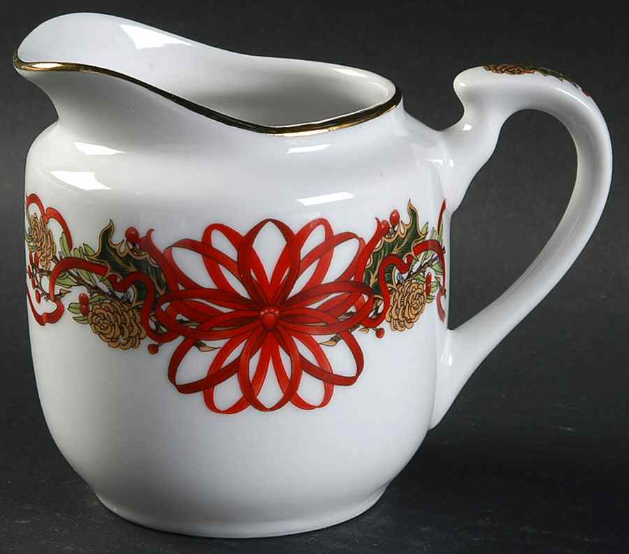 Christmas Garland Creamer by Sadek-1