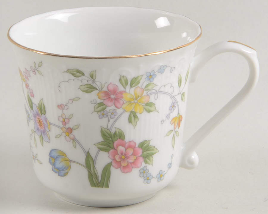 Corona (Gold Trim) Flat Cup by Sadek-1