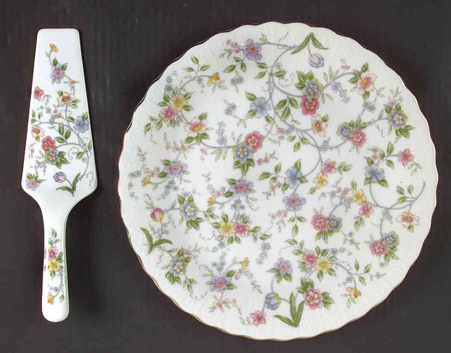 Corona (Gold Trim) Cake Plate & Solid Ceramic Server Set (No Box) by Sadek-1