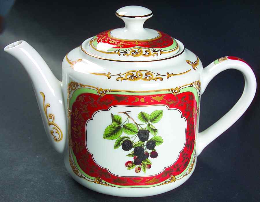 Honore Teapot & Lid by Sadek-1