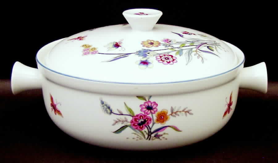 Jardin 1 Qt Round Covered Casserole by Sadek-1