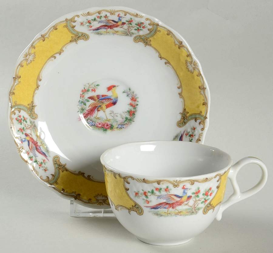 Kingscote Flat Cup & Saucer Set by Sadek-1
