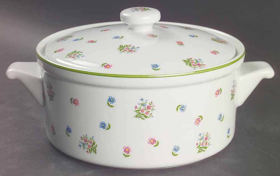 Petite Fleur 1.5 Qt Round Covered Casserole by Sadek-1