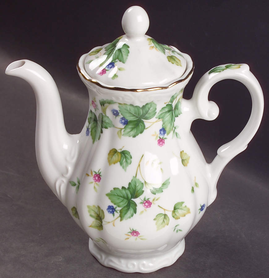 Vineyard Coffee Pot & Lid by Sadek-1