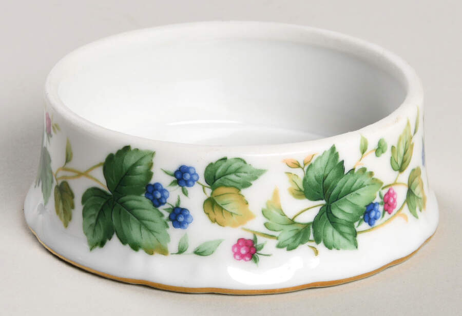 Vineyard Bowl for Tea Strainer by Sadek-1