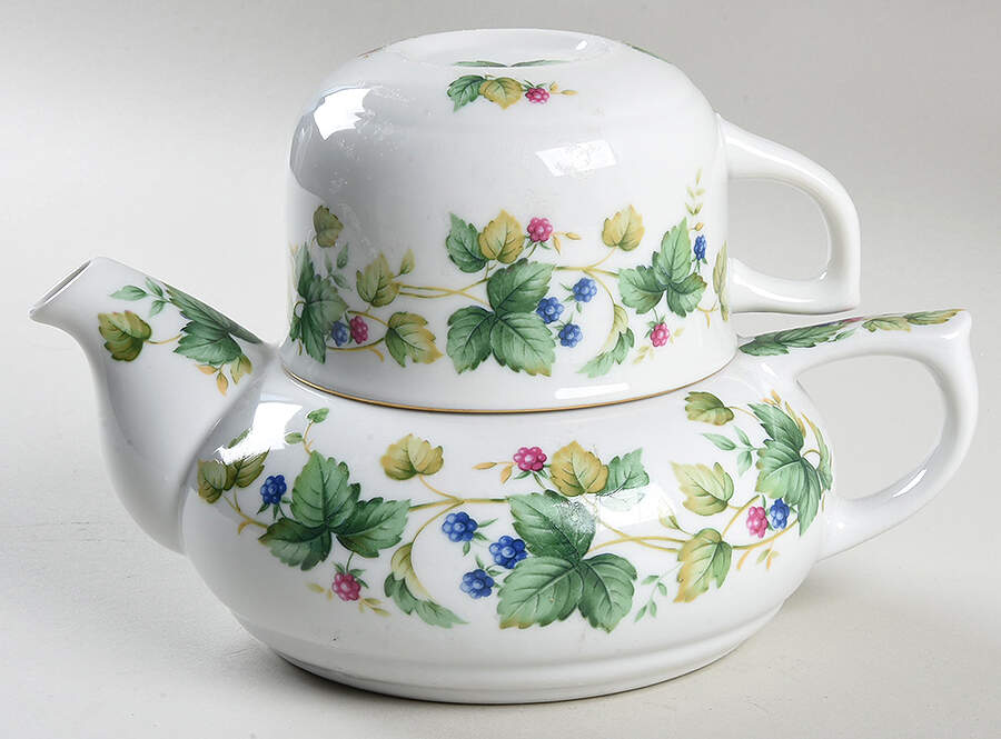 Vineyard Individual Teapot & Lid with Cup by Sadek-1