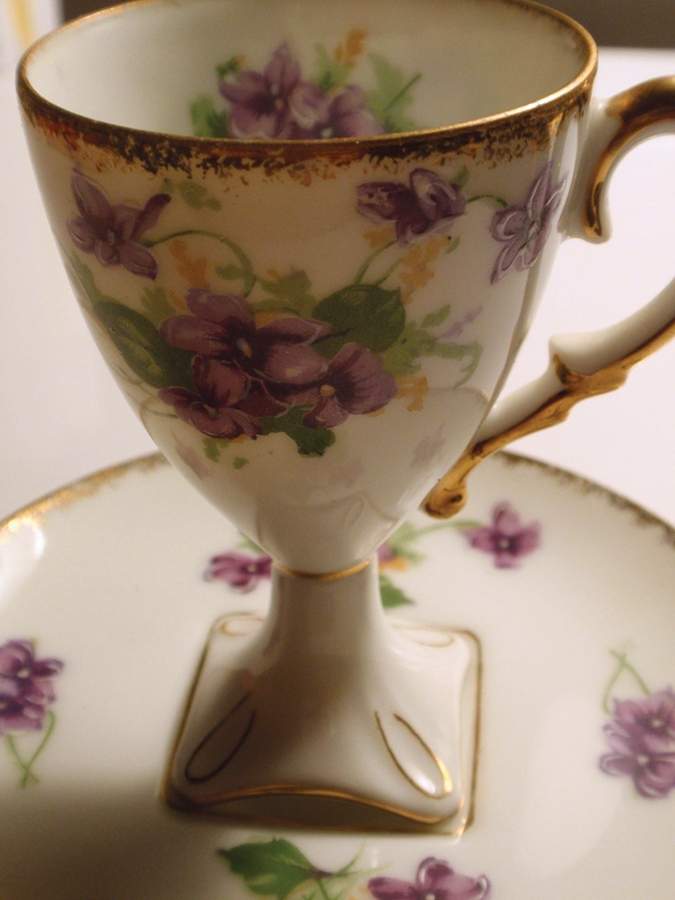 Sweet Violet Chocolate Cup & Saucer Set by Saji-1