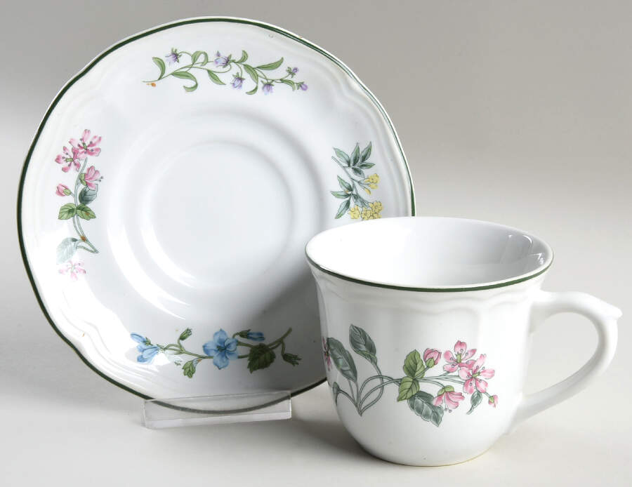 Botanica Flat Cup & Saucer Set by Sakura-1