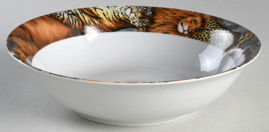 La Menagerie 9" Round Vegetable Bowl by Sakura-1
