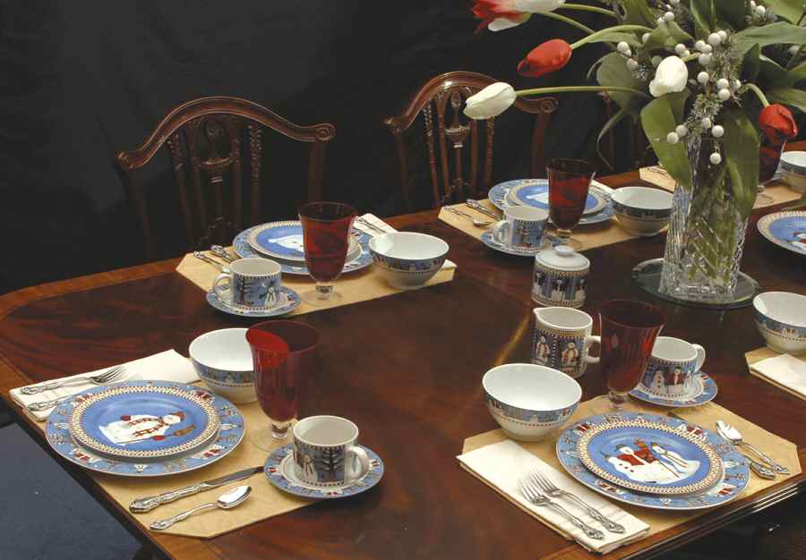 Snowman 44 Piece Estate Set by Sakura-1