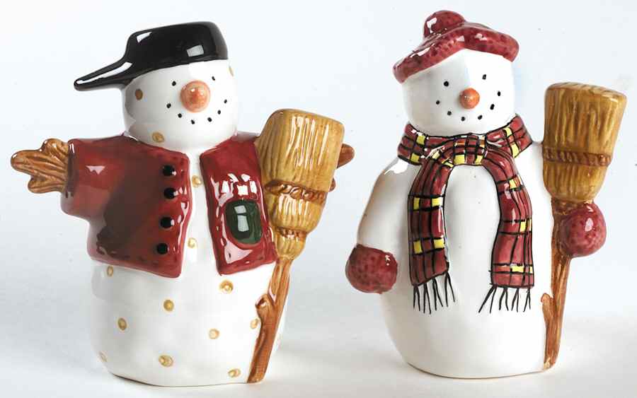 Snowman Figural Salt and Pepper by Sakura-1