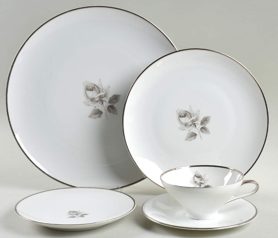 Remembrance (Platinumtrim) 5 Piece Place Setting by Saladmaster-1