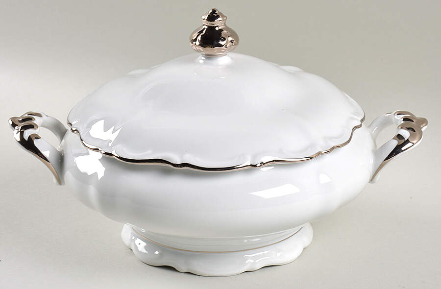Symphony Round Covered Vegetable by Saladmaster-1