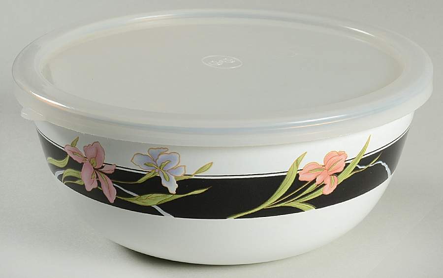 Allure 7" Metal Bowl & Plastic Lid by Sango-1