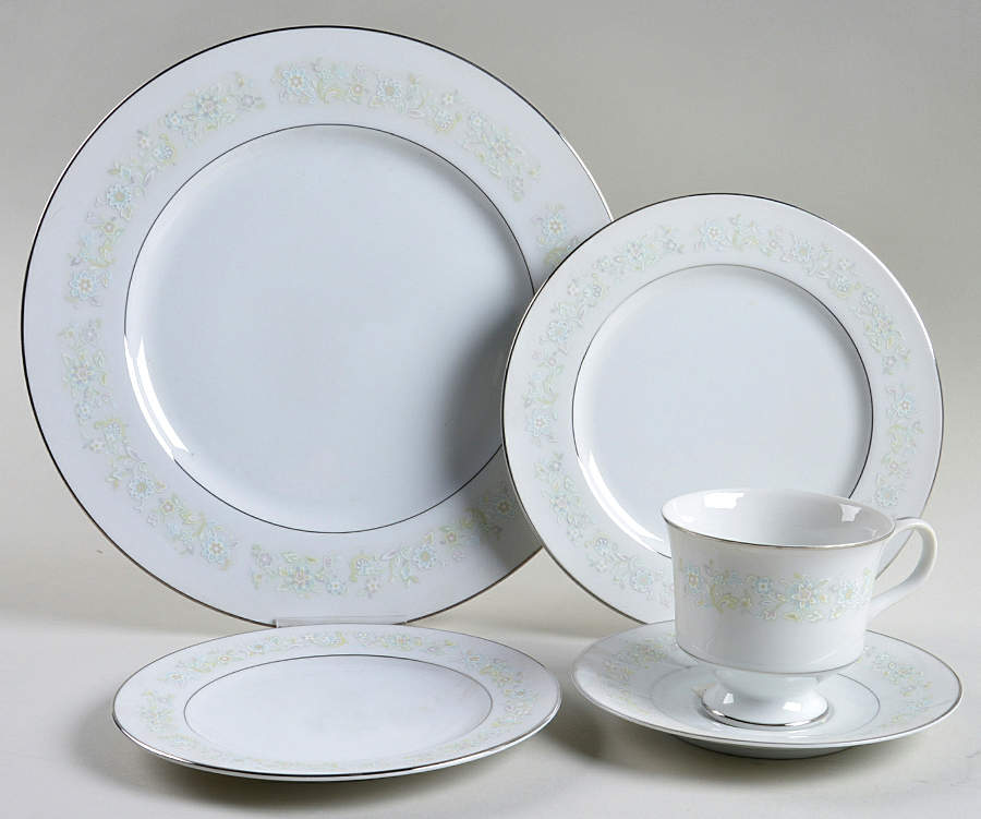 Angelique (Platinum Trim) 5 Piece Place Setting by Sango-1