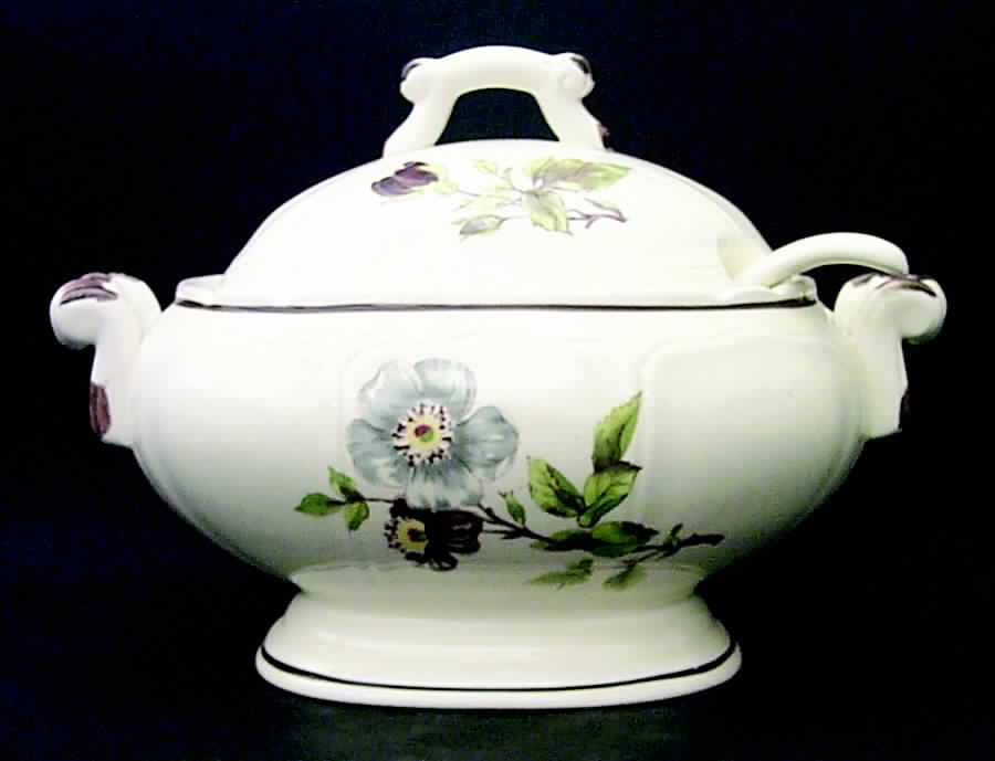 Apple Blossom (Sangostone) Tureen & Lid w/Ladle by Sango-1