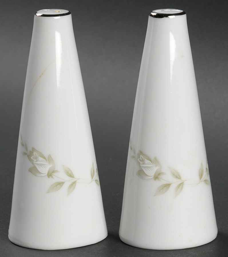 Ardmore Salt & Pepper Set by Four Crown-1