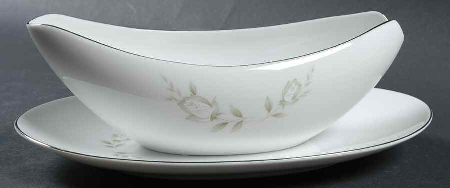 Ardmore Gravy Boat & Underplate/Relish by Four Crown-1