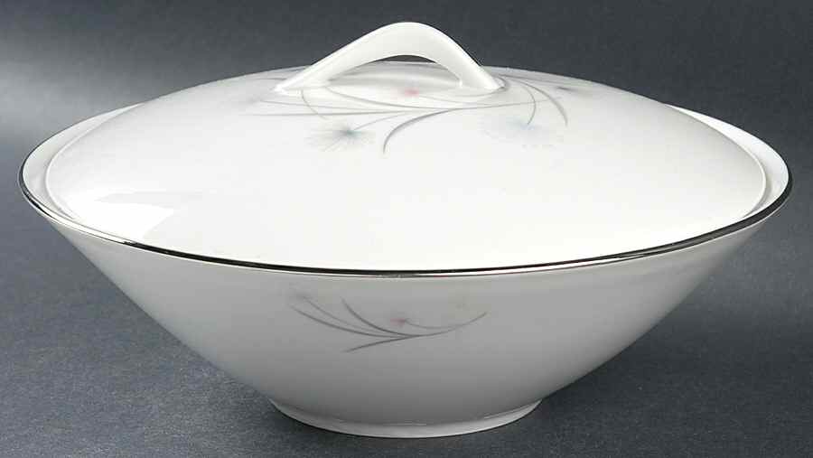 Ariel Round Covered Vegetable by Sango-1