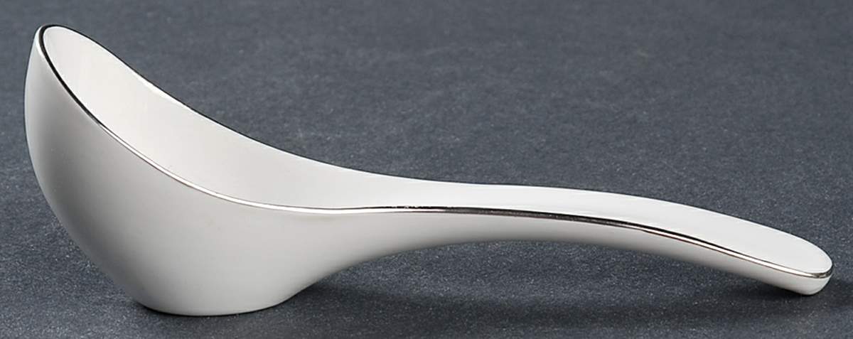 Ariel Gravy Ladle Solid Piece by Sango-1