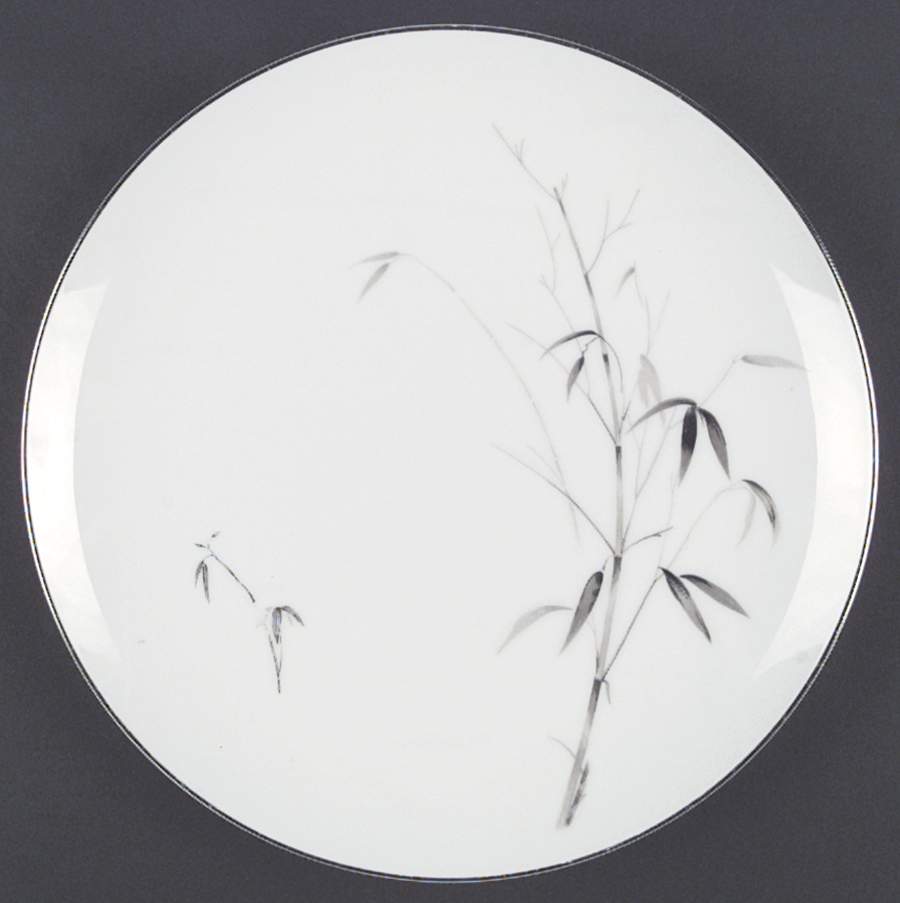 Bamboo Knight Dinner Plate by Sango-1