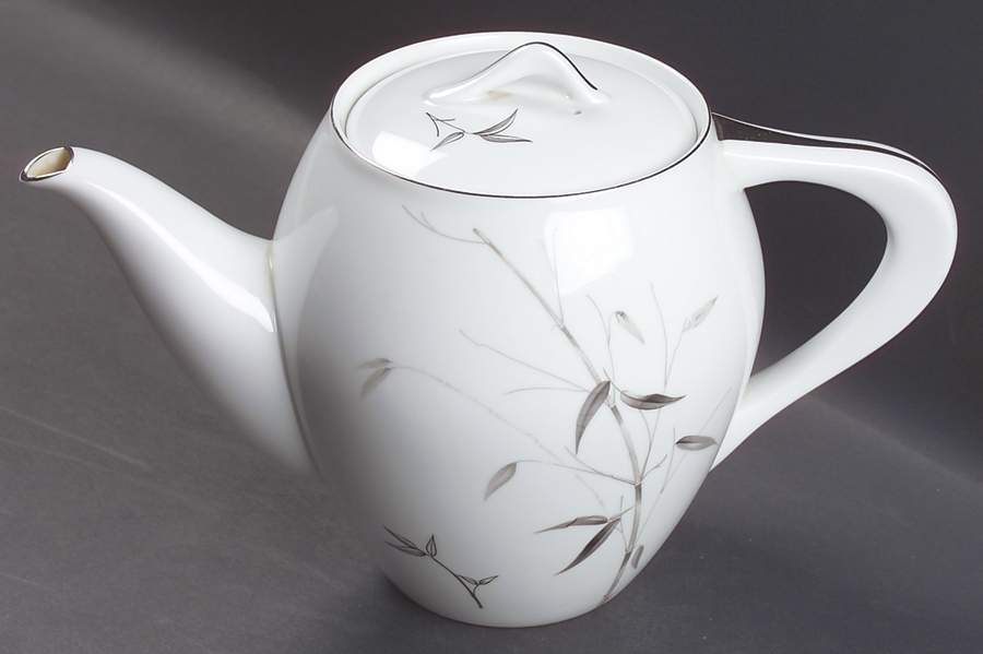 Bamboo Knight Teapot & Lid by Sango-1