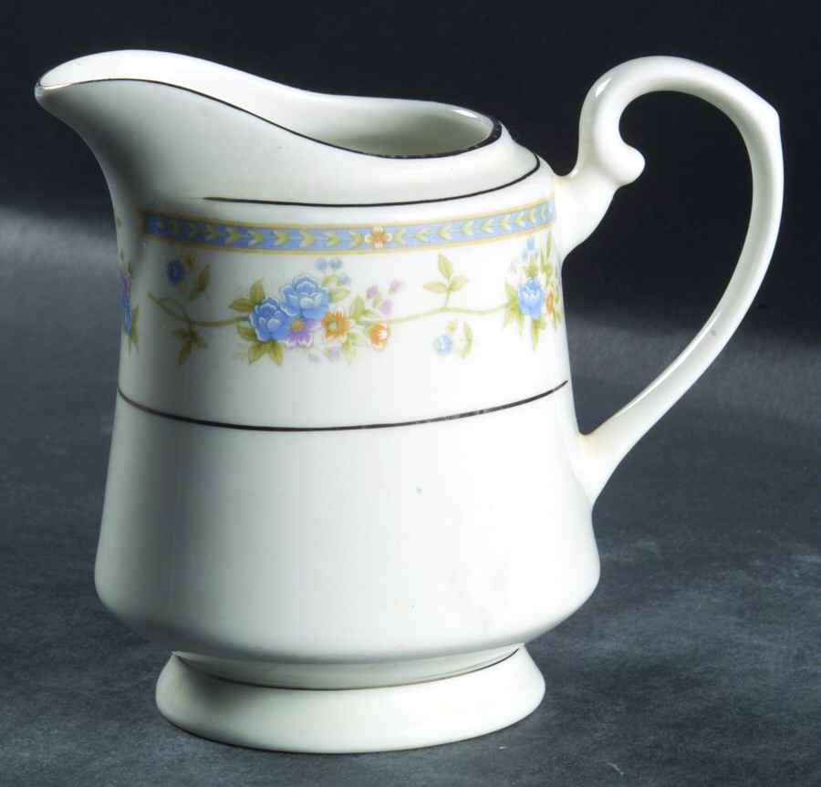 Barclay Creamer by Sango-1