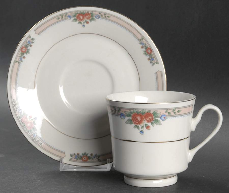 Bouquet Footed Cup & Saucer Set by Sango-1