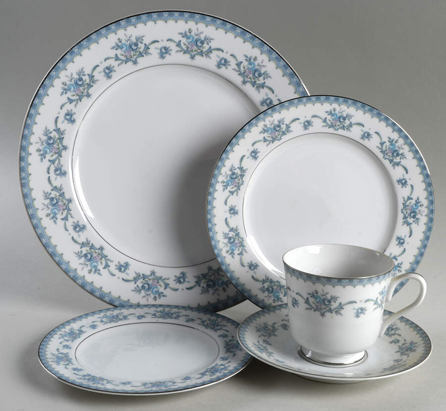 Cahill 40 Piece Estate Set by Sango-1