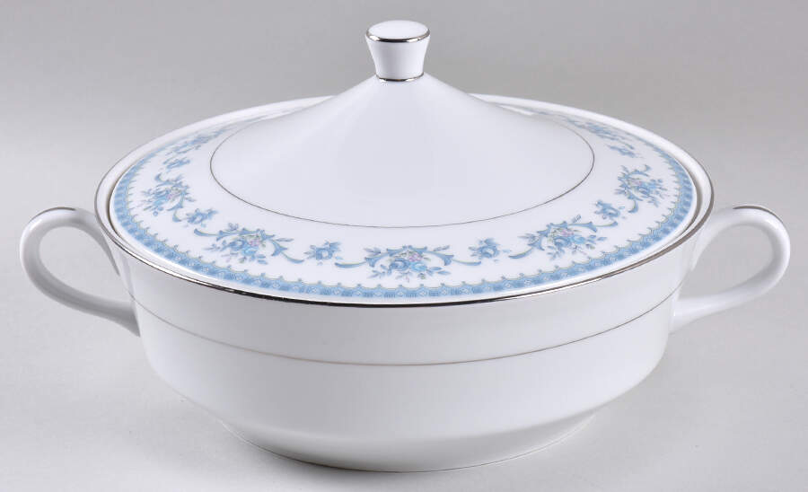 Cahill Round Covered Vegetable by Sango-1