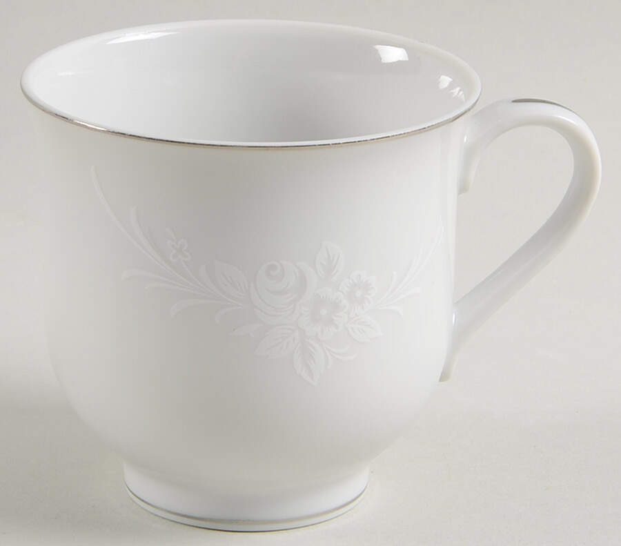 Cantata Footed Cup by Sango-1