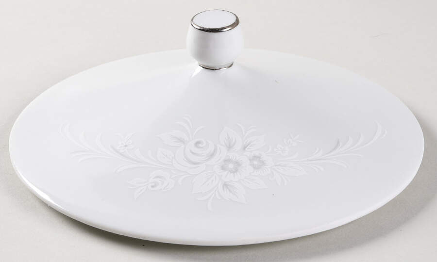 Cantata Lid for Round Vegetable by Sango-1