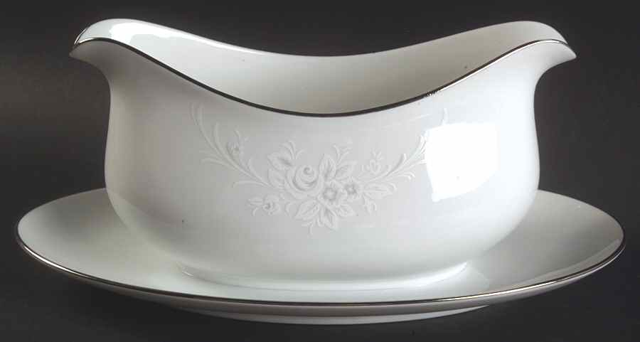 Cantata Gravy Boat with Attached Underplate by Sango-1