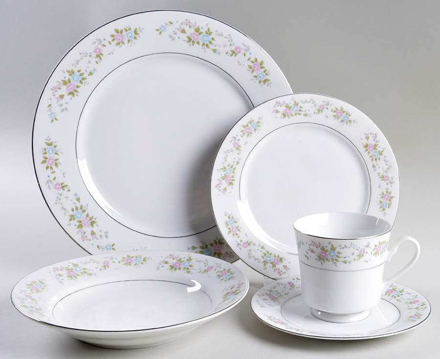 Cannes 5 Piece Place Setting by Sango-1