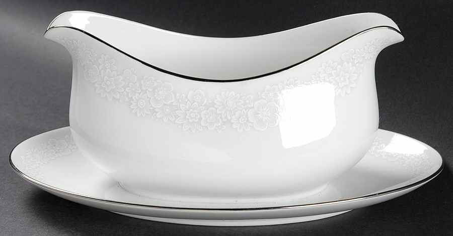 Canterbury Gravy Boat with Attached Underplate by Sango-1