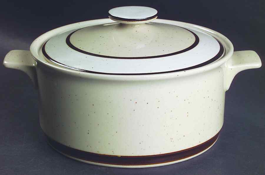 Capri 2 Qt Round Covered Casserole by Sango-1