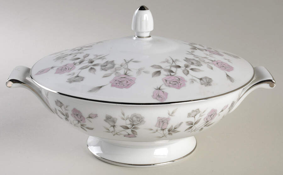 Chantilly Round Covered Vegetable by Sango-1