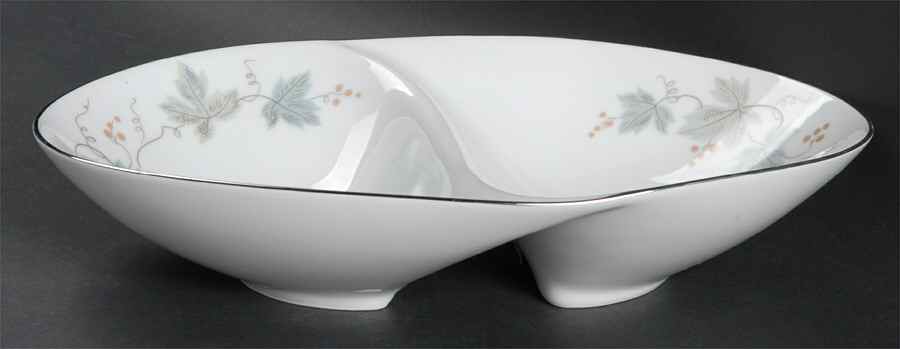 Claire 11" Oval Divided Vegetable Bowl by Sango-1