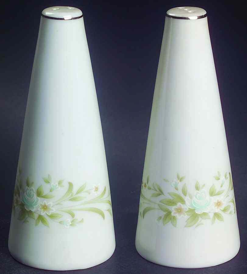 Claridge Salt & Pepper Set by Four Crown-1