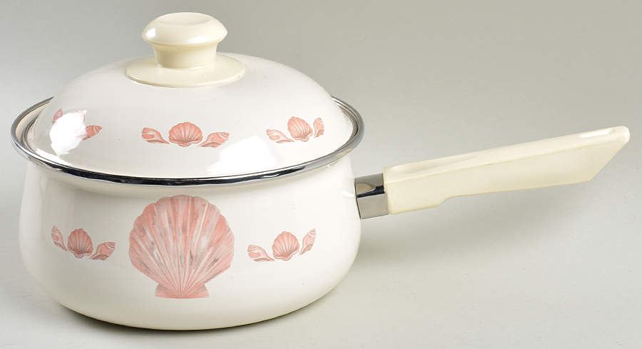 Coquille (Korea, Taiwan) 2 Quart Metal Covered Saucepan by Sango-1