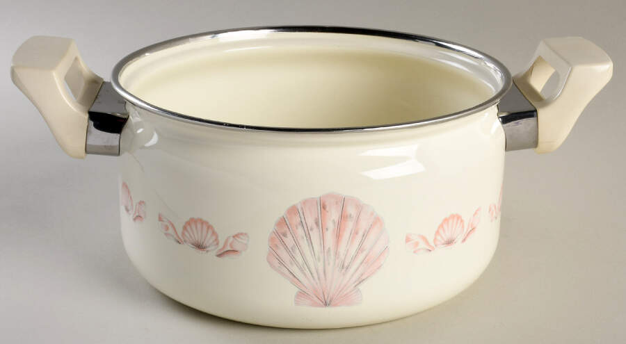 Coquille (Korea, Taiwan) 2.5 Quart Metal Dutch Oven No Lid by Sango-1