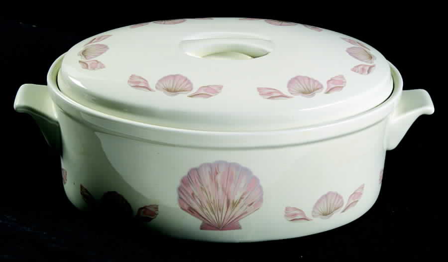 Coquille (Korea, Taiwan) 3 Quart Oval Covered Casserole by Sango-1