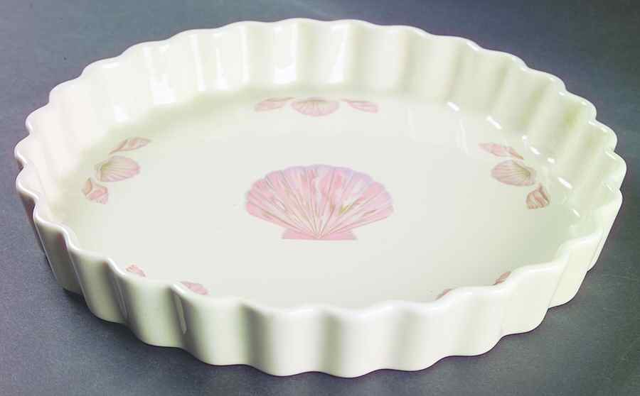 Coquille (Korea, Taiwan) 10" Quiche by Sango-1