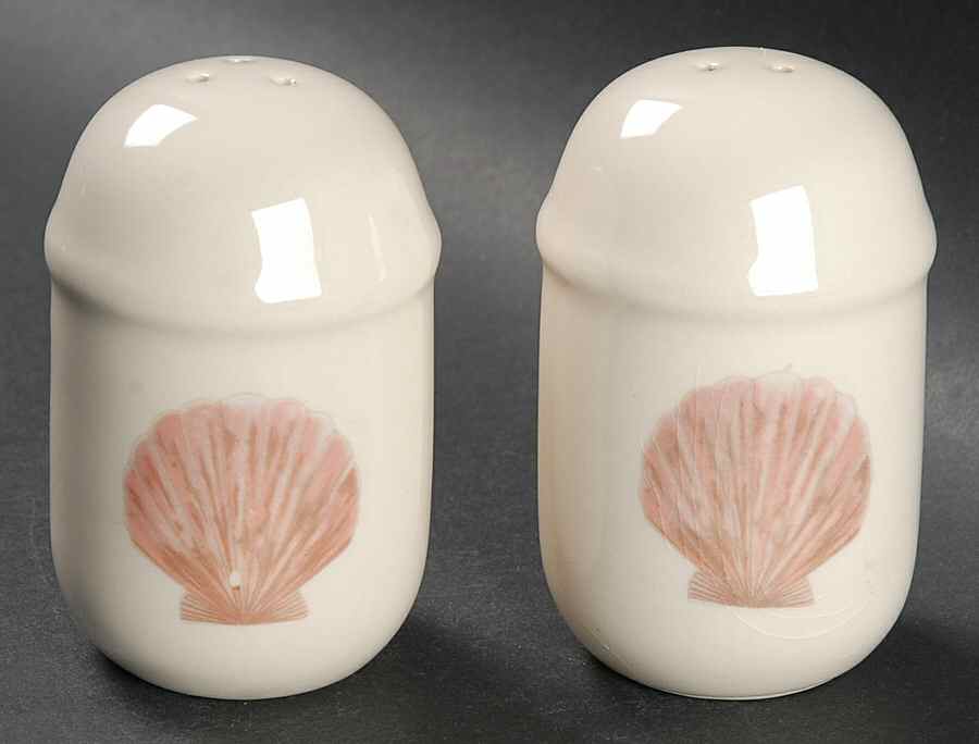 Coquille (Korea, Taiwan) Salt & Pepper Set by Sango-1