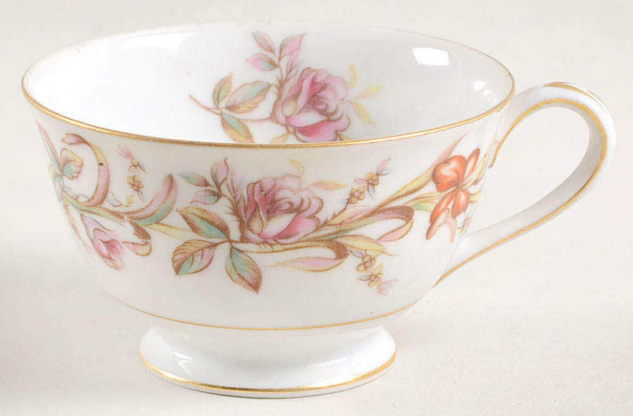 Cynthia Footed Cup by Sango-1
