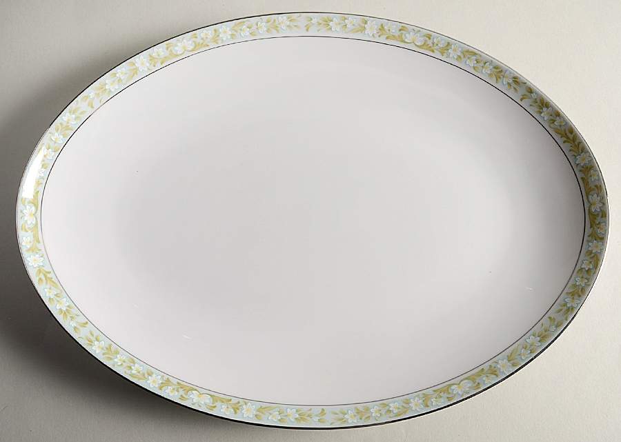 Daisy Chain 14" Oval Serving Platter by Sango-1