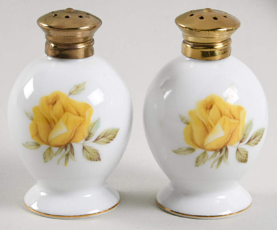 Dawn (Gold Trim) Salt & Pepper Set by Sango-1