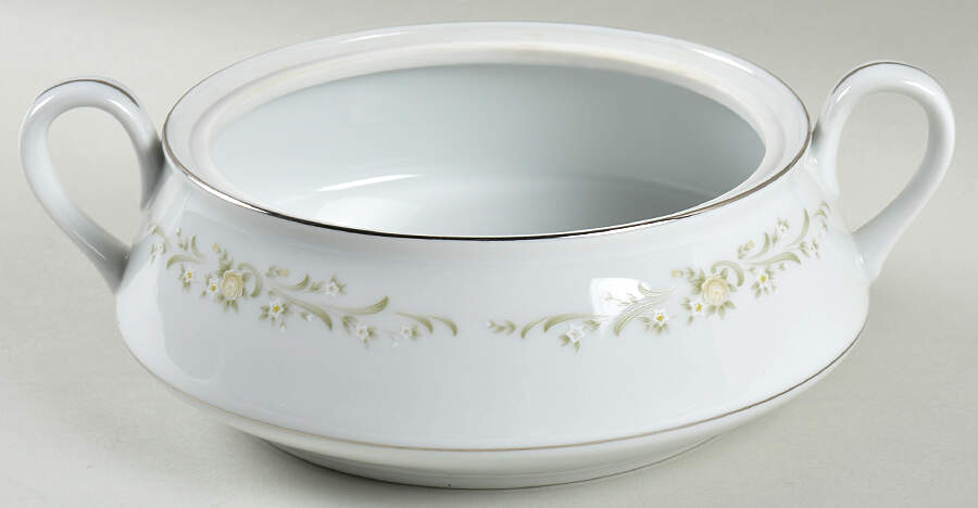 Debutante Round Vegetable No Lid by Sango-1