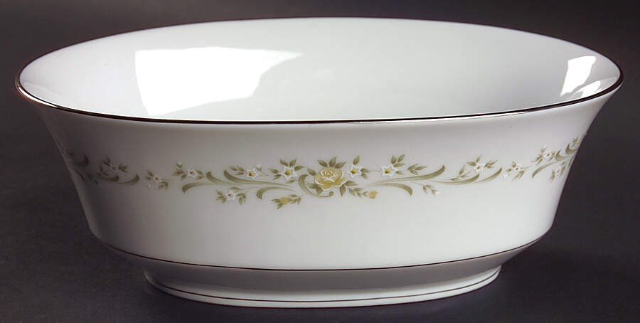 Debutante 9" Oval Vegetable Bowl by Sango-1