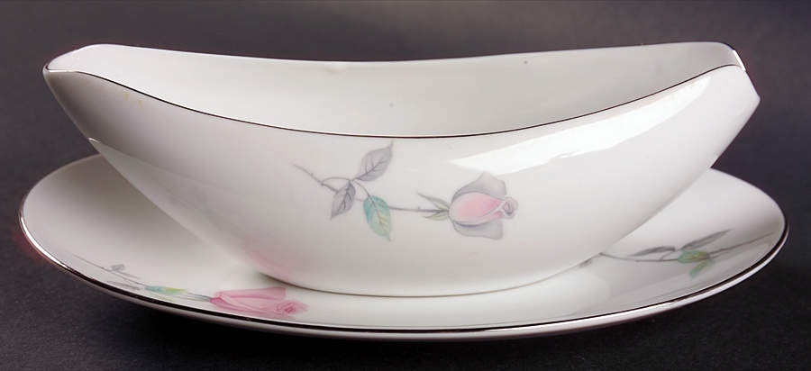 Etude Gravy Boat & Underplate/Relish by Sango-1